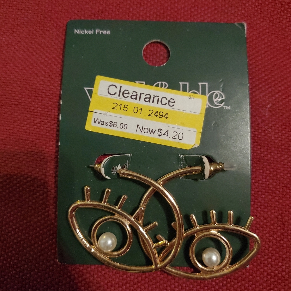 Eye Earrings